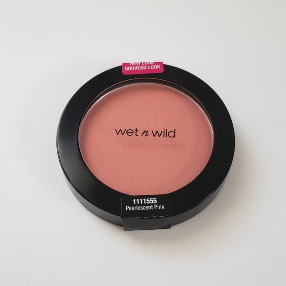 ⭐4/$15 Wet n Wild Blush Pearlescent Pink - Picture 1 of 8